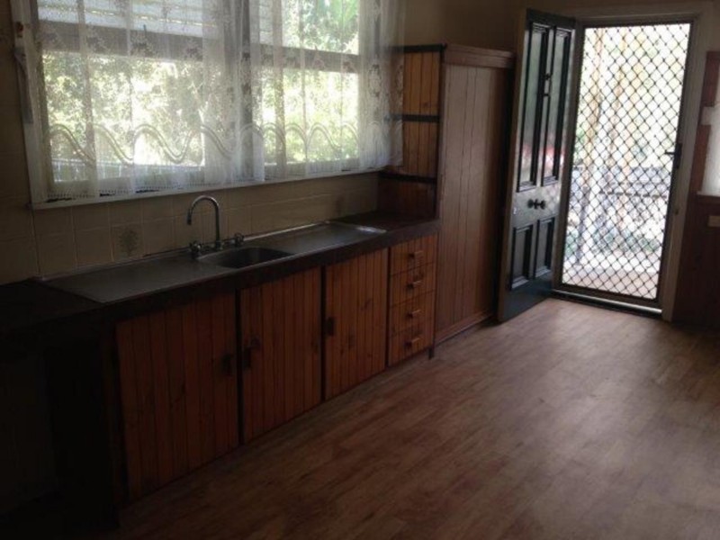 56 Devries Road, Pallara QLD 4110