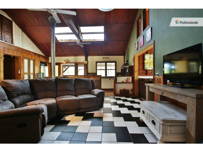 111 Quail Street, Cedar Vale QLD 4285