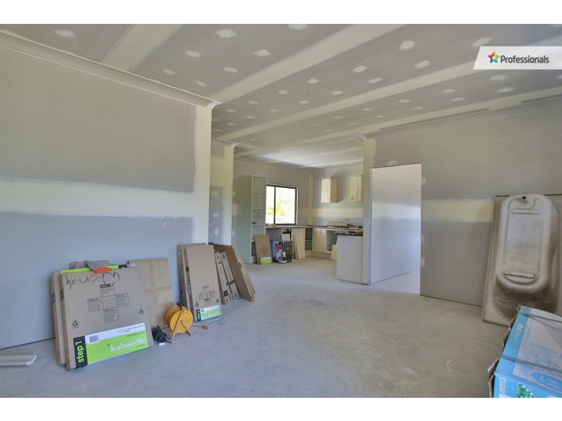 69 Hinchcliffe Road, Logan Village QLD 4207