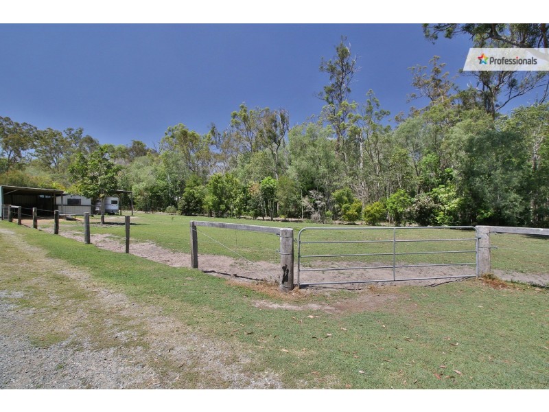 69 Hinchcliffe Road, Logan Village QLD 4207