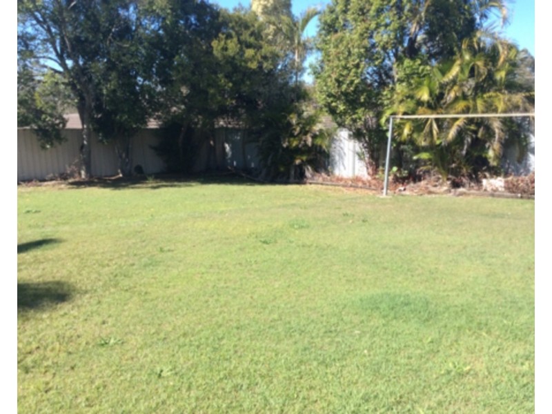 121 Emerald Drive, Regents Park QLD 4118