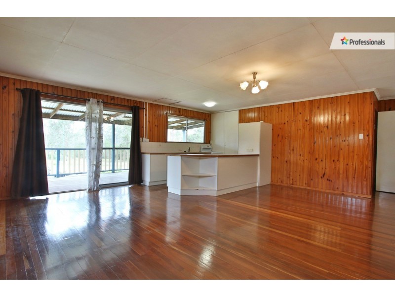 77 Tamborine Street, Jimboomba QLD 4280