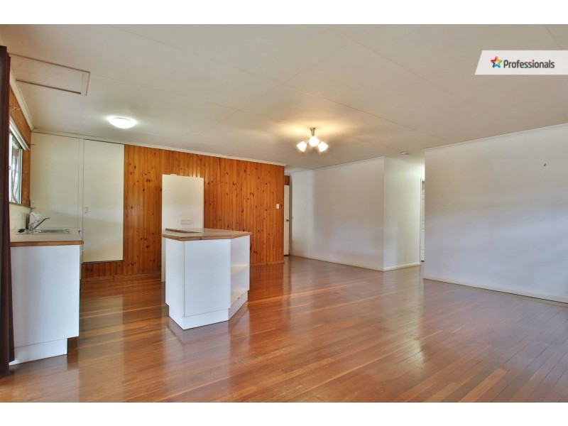 77 Tamborine Street, Jimboomba QLD 4280