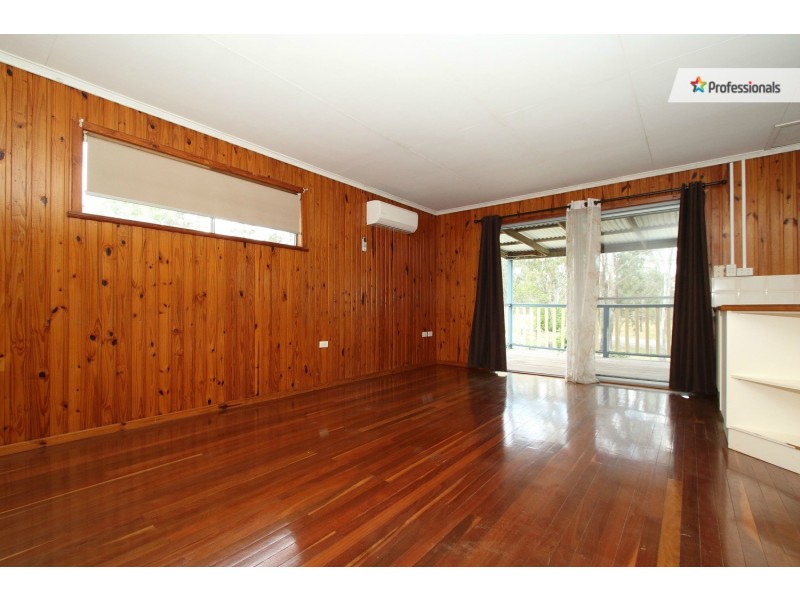 77 Tamborine Street, Jimboomba QLD 4280