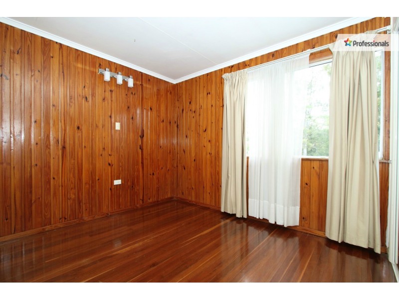 77 Tamborine Street, Jimboomba QLD 4280