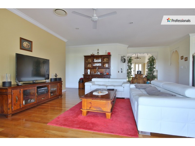 151-153 Anne Collins Crescent, Mundoolun QLD 4285