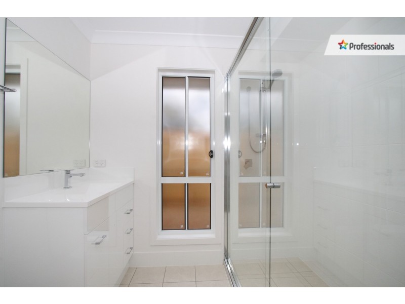 11 Jasmine Court, Jimboomba QLD 4280