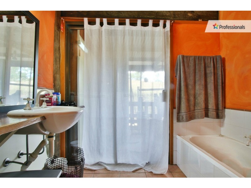 208-216 Bamboo Drive, Cedar Vale QLD 4285