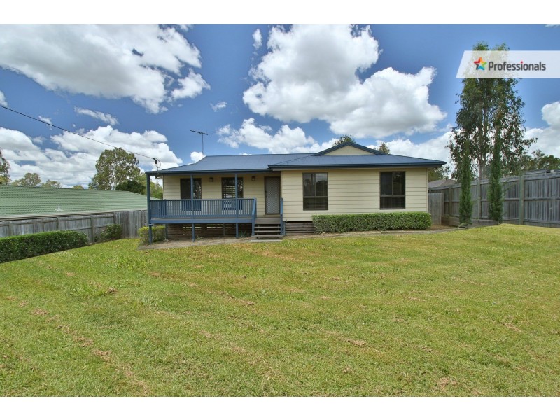 11 Spring Street, Jimboomba QLD 4280