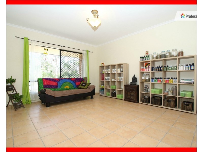 11 Satinash Close, New Beith QLD 4124