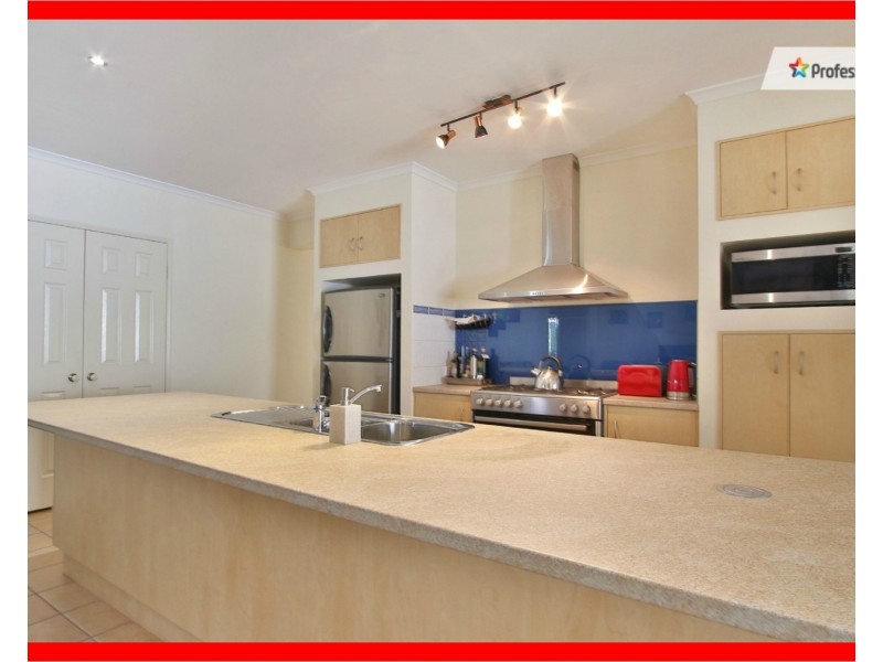 11 Satinash Close, New Beith QLD 4124