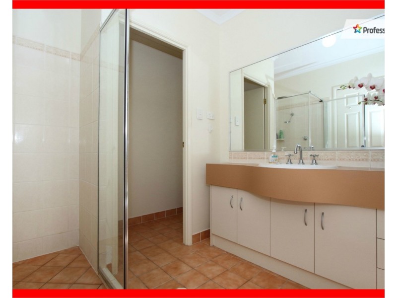 11 Satinash Close, New Beith QLD 4124