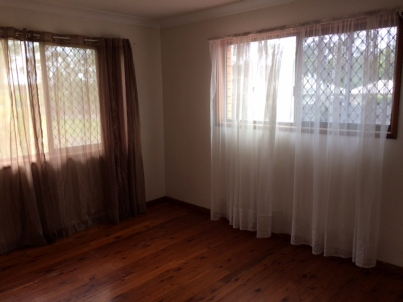 52 Station Road, Loganlea QLD 4131