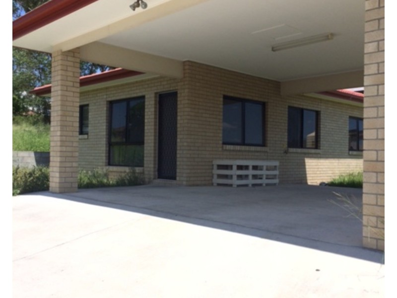 17b Law Street, Redbank QLD 4301