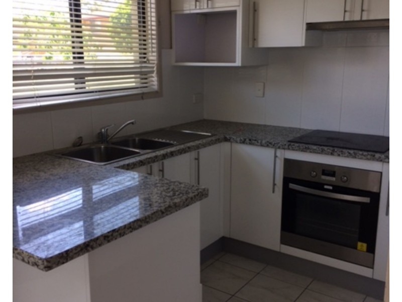 17b Law Street, Redbank QLD 4301