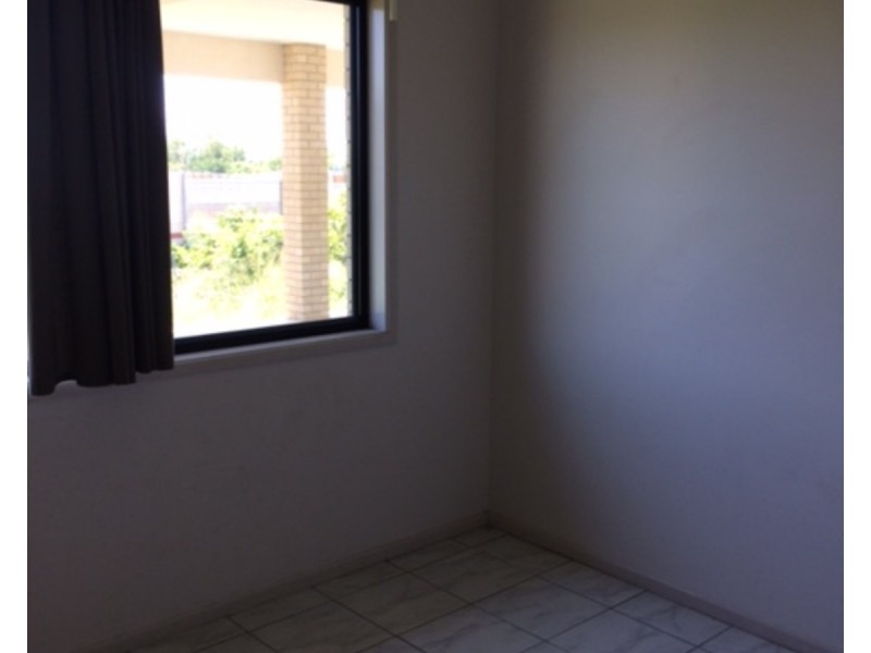 17b Law Street, Redbank QLD 4301