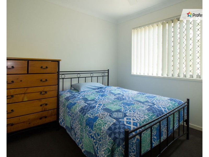 8 Dahlia Close, Jimboomba QLD 4280