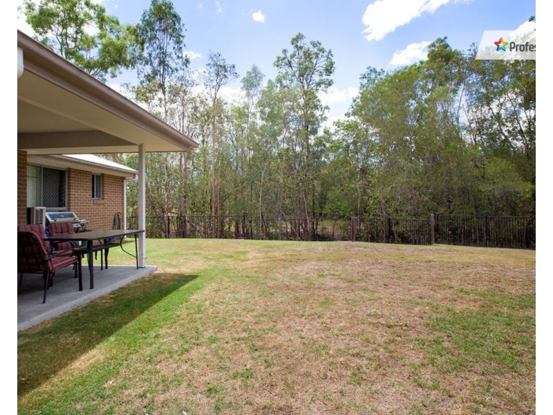 8 Dahlia Close, Jimboomba QLD 4280