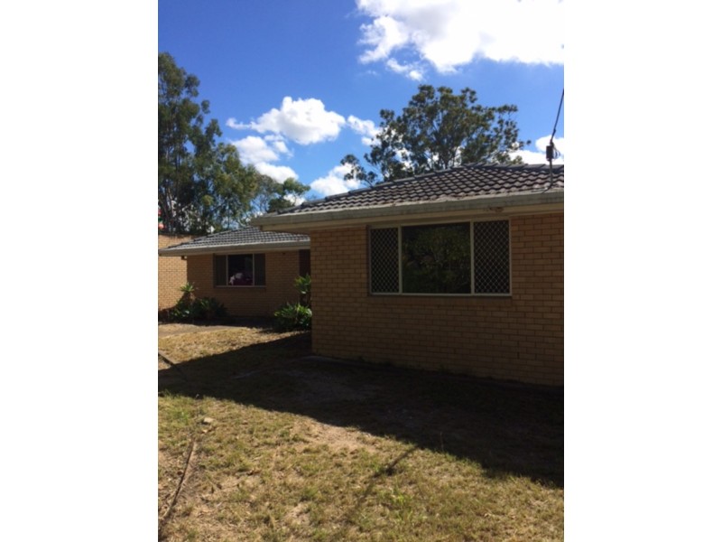 40 Station Road, Loganlea QLD 4131