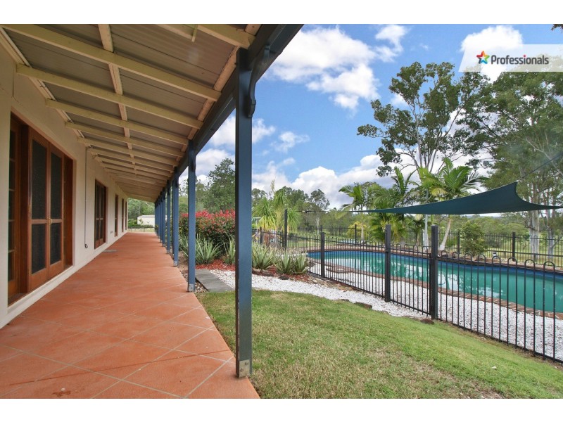 26-40 Crest Road, South Maclean QLD 4280