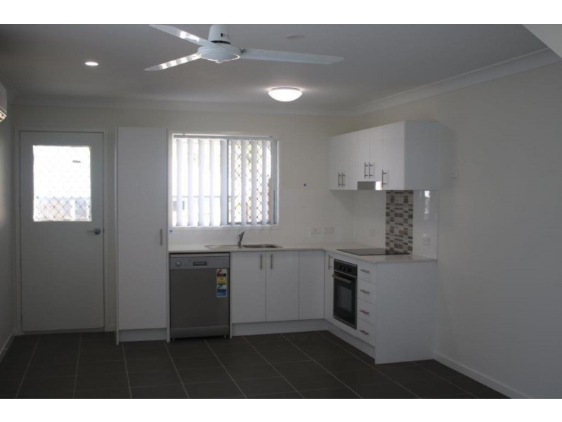 2/9 Spruce Street, Loganlea QLD 4131