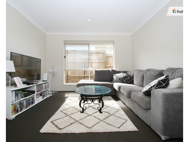 6 Hershey Close, Yarrabilba QLD 4207