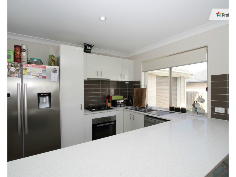 6 Hershey Close, Yarrabilba QLD 4207