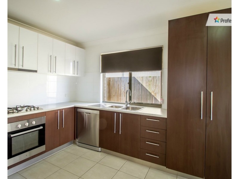 63 Huggins Avenue, Yarrabilba QLD 4207