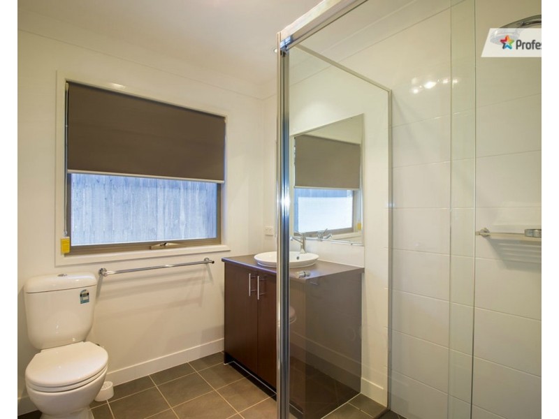 63 Huggins Avenue, Yarrabilba QLD 4207