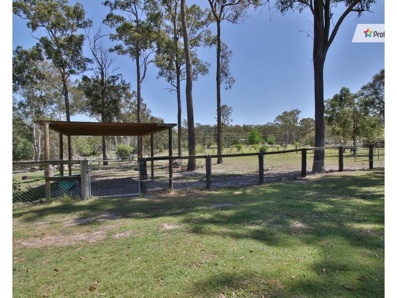 69 Hinchcliffe Road, Logan Village QLD 4207