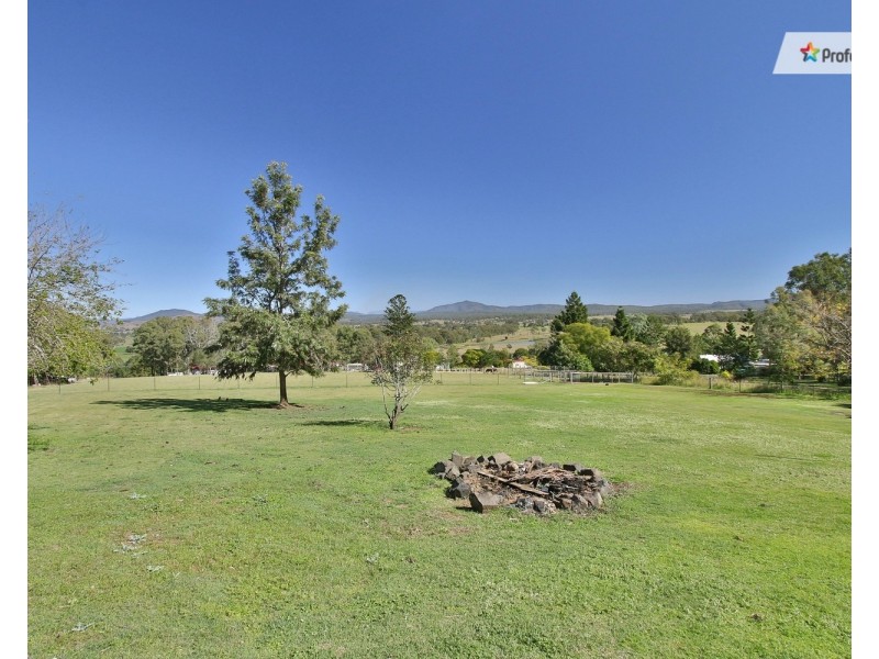 105 Falconer Road, Woodhill QLD 4285