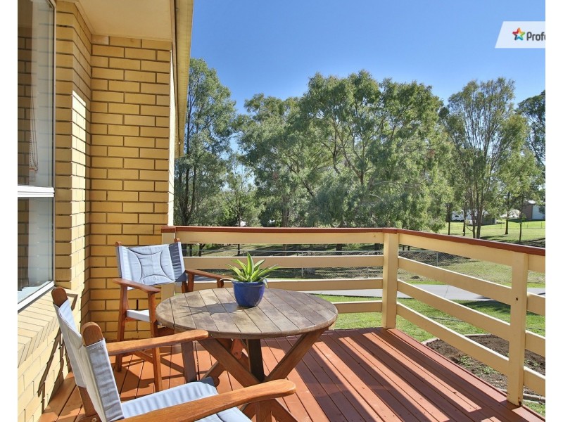 105 Falconer Road, Woodhill QLD 4285