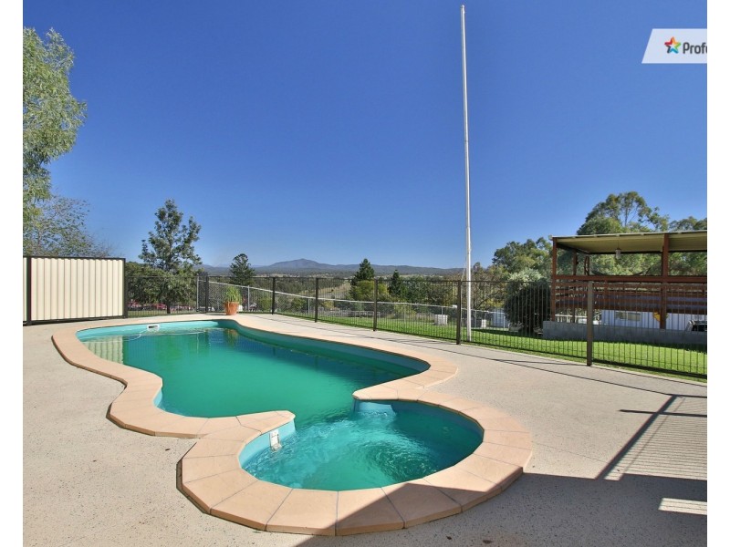 105 Falconer Road, Woodhill QLD 4285