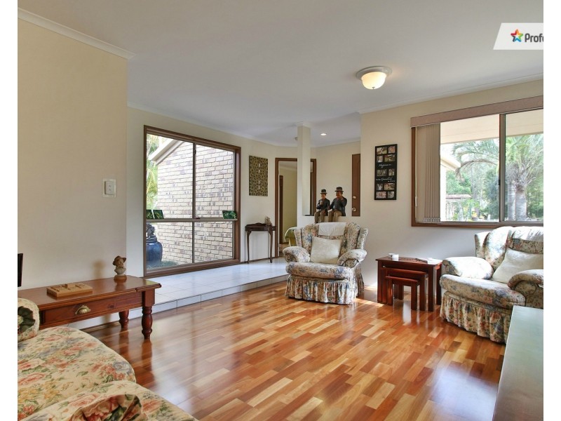 26-28  Arlington Court, Munruben QLD 4125