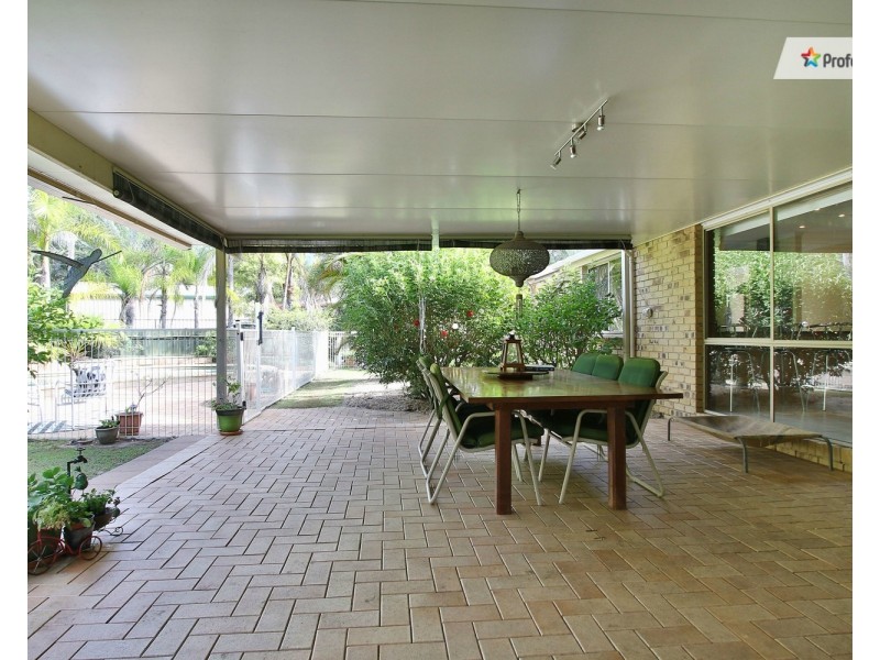 26-28  Arlington Court, Munruben QLD 4125