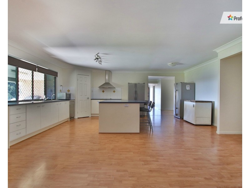 8-12 Christopher Place, Jimboomba QLD 4280