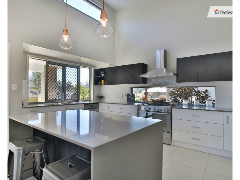452 Peppertree Drive, Jimboomba QLD 4280