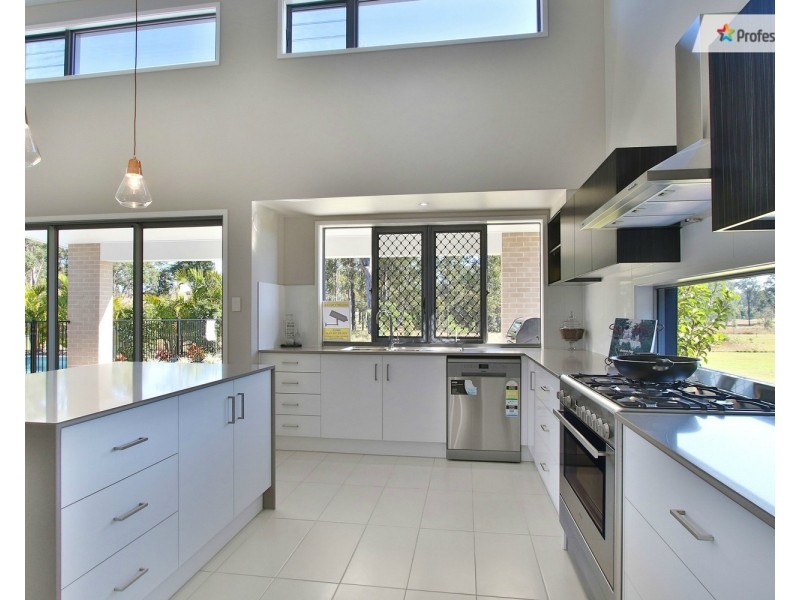 452 Peppertree Drive, Jimboomba QLD 4280