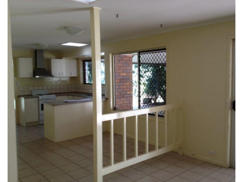 285 Clifton Drive, North Maclean QLD 4280