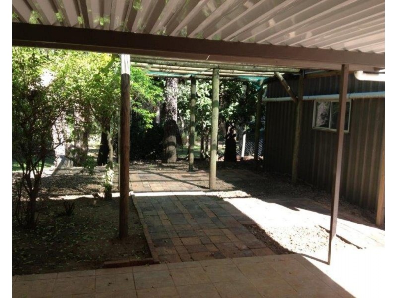 285 Clifton Drive, North Maclean QLD 4280