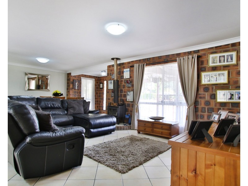 24-26 Coalstoun Court, Munruben QLD 4125