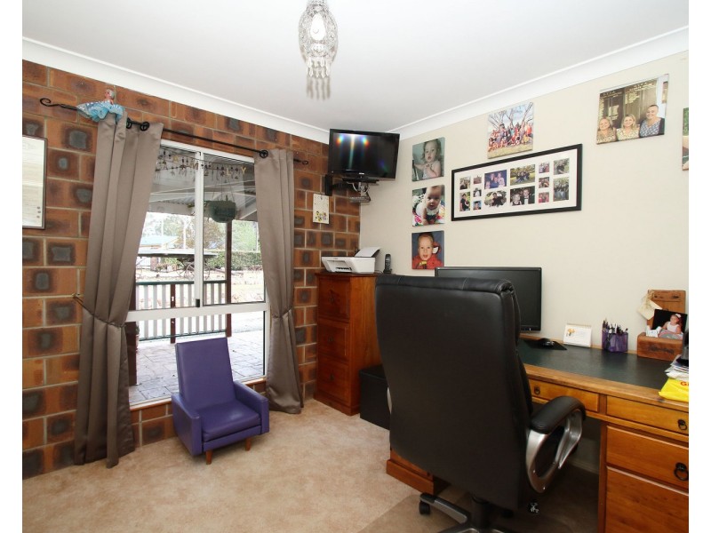 24-26 Coalstoun Court, Munruben QLD 4125