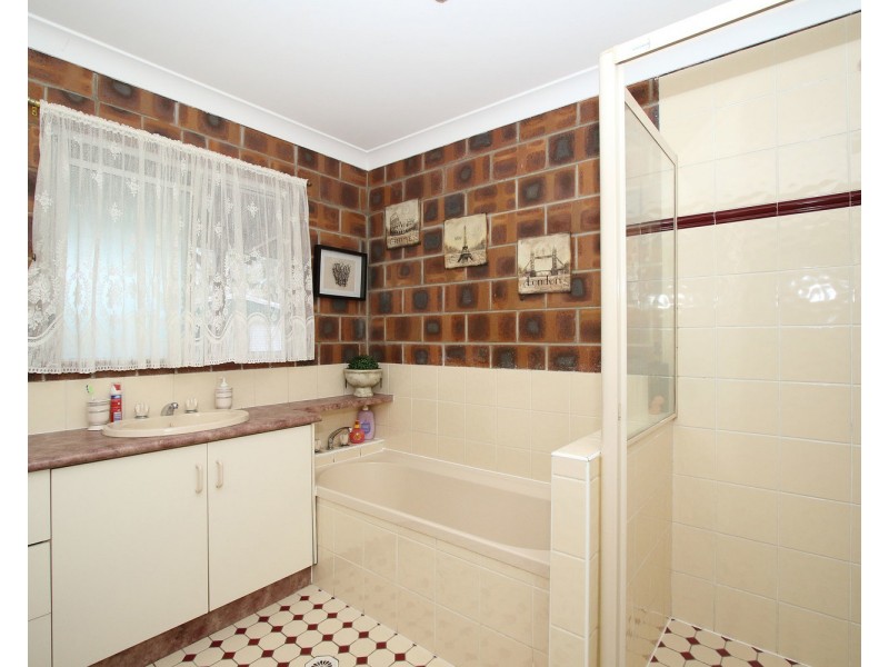 24-26 Coalstoun Court, Munruben QLD 4125