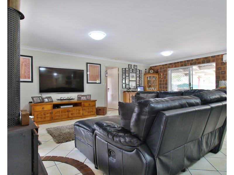 24-26 Coalstoun Court, Munruben QLD 4125