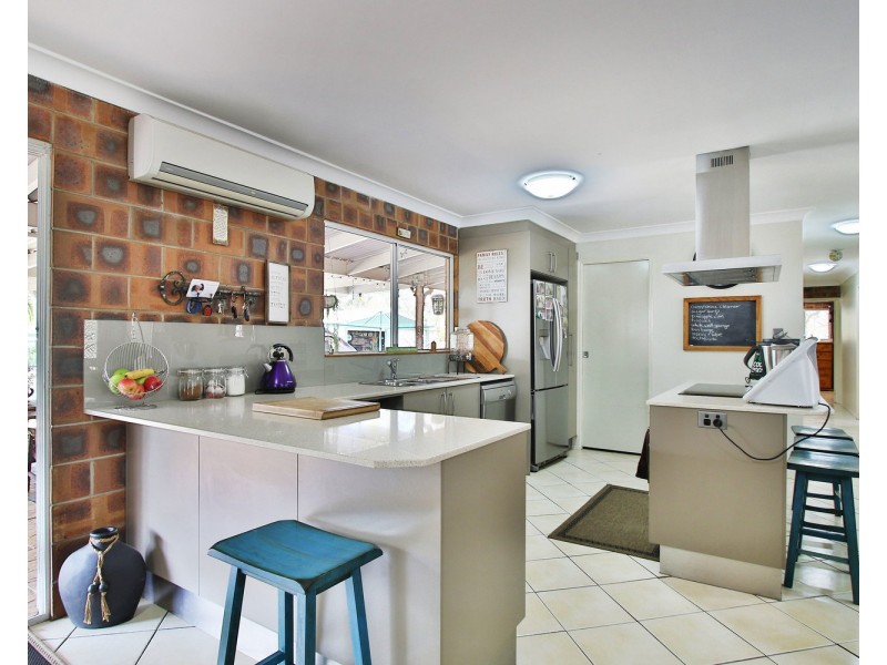 24-26 Coalstoun Court, Munruben QLD 4125