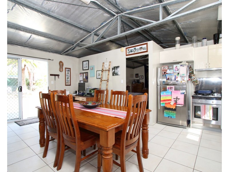 24-26 Coalstoun Court, Munruben QLD 4125