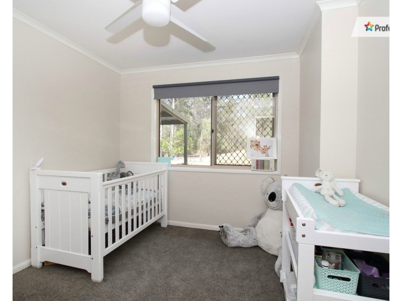 24 Murdoch Court, Mundoolun QLD 4285