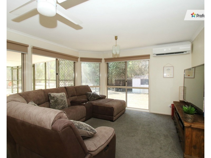 24 Murdoch Court, Mundoolun QLD 4285