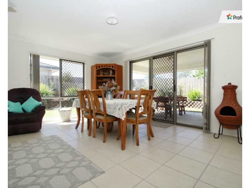 23 Outlook Crescent, Jimboomba QLD 4280