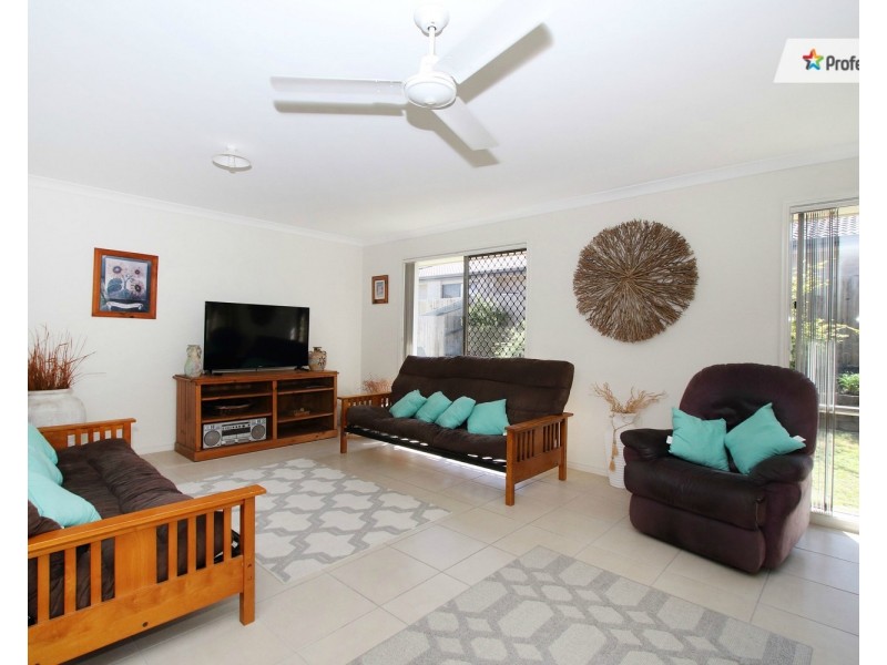 23 Outlook Crescent, Jimboomba QLD 4280